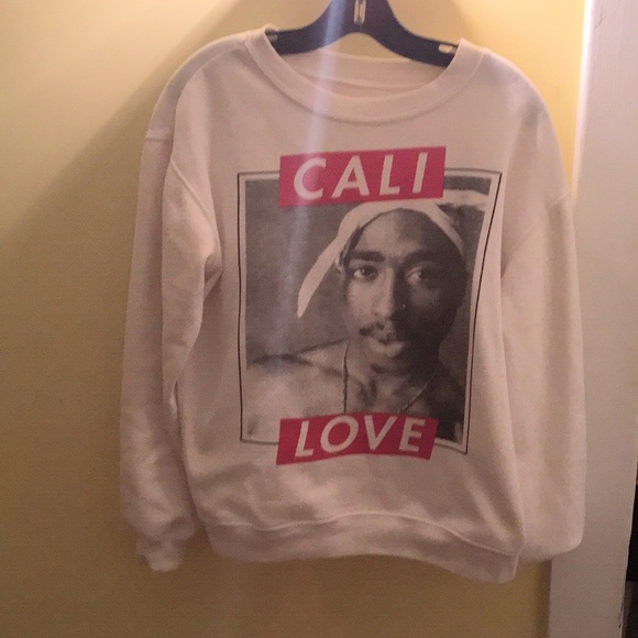 tupac sweatshirt forever 21